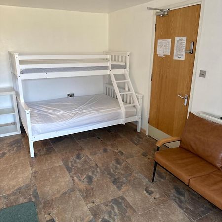 Barrs Court Beds Otel Warmley Dış mekan fotoğraf